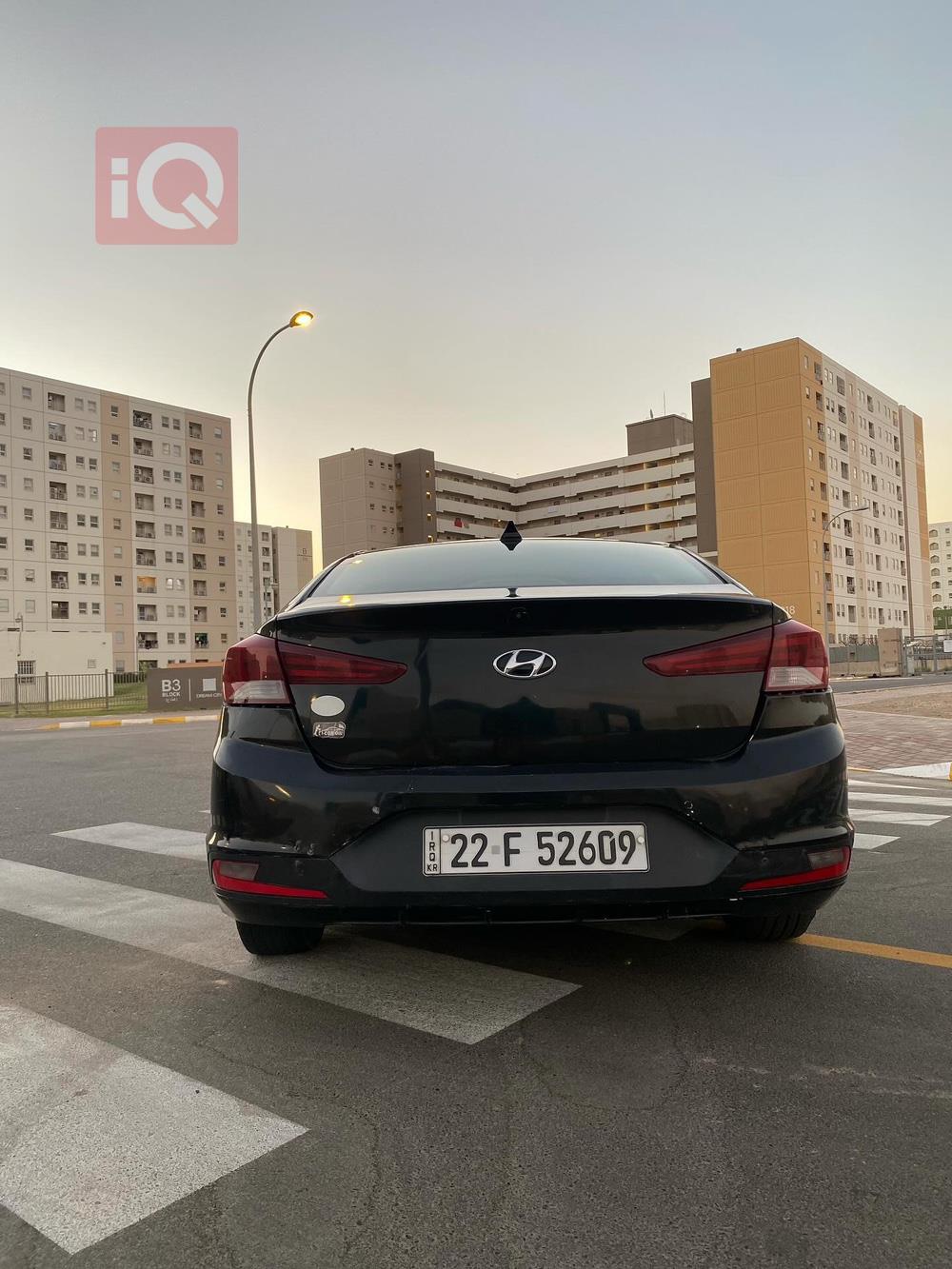 هیوندای ئەلەنترا